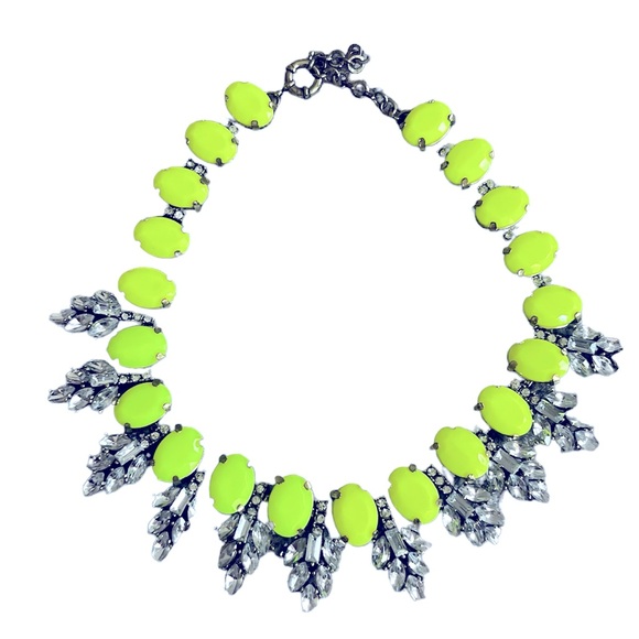 Neon yellow necklace - Picture 3 of 8